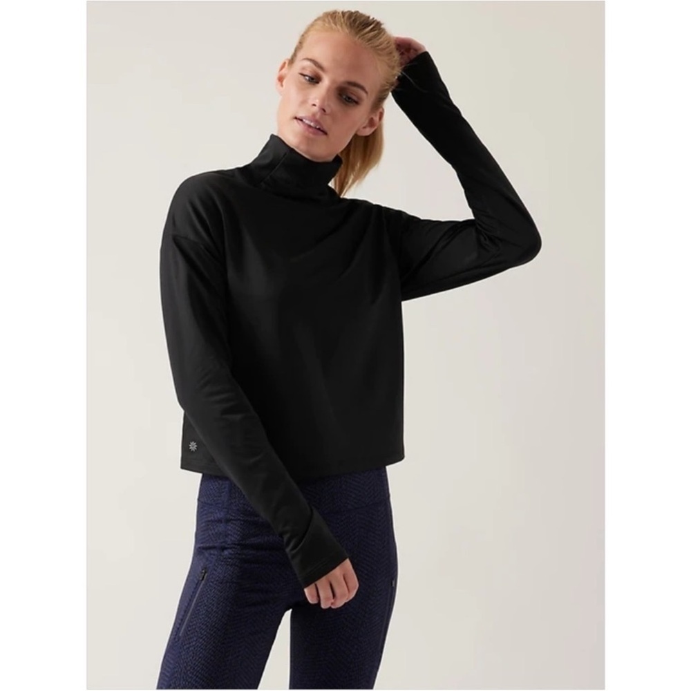 Athleta Whistler Mock Neck Top Large NWT Black